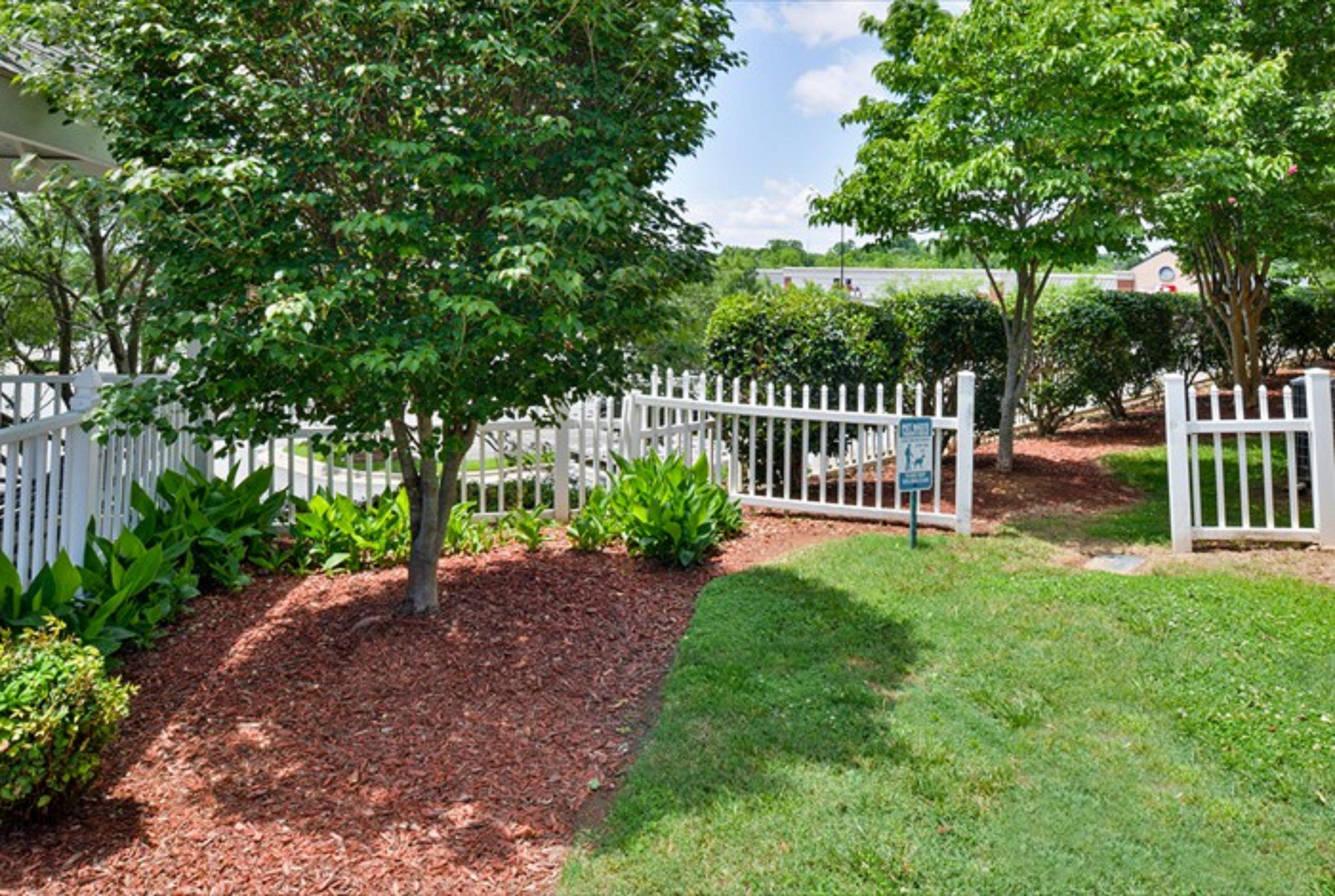 Holiday Inn Express Hotel & Suites Mooresville - Lake Norman By Ihg Buitenkant foto